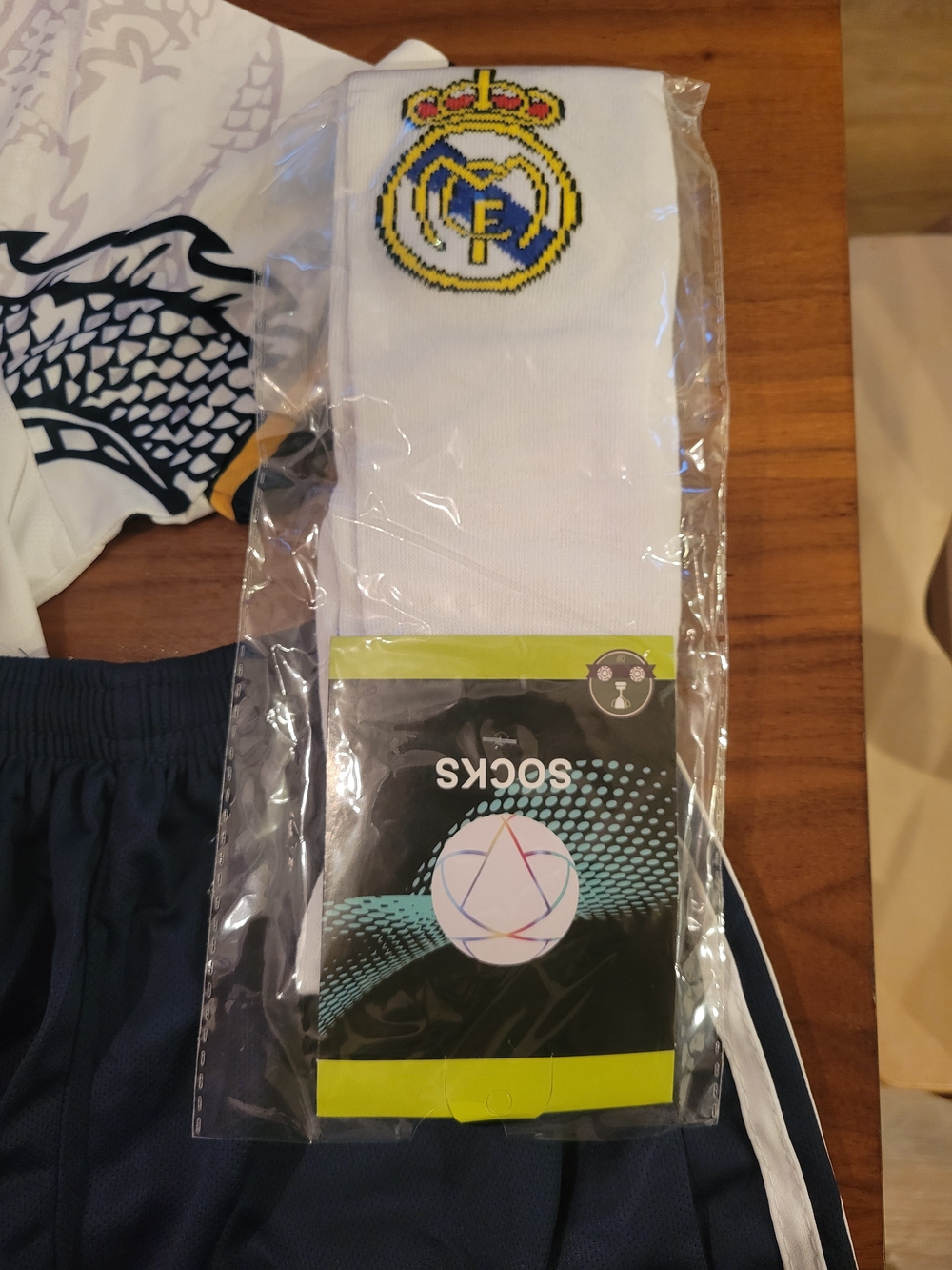 Real Madrid Kids White & Navy Matching Set - Emirates Fly Better - Picture 2 of 2
